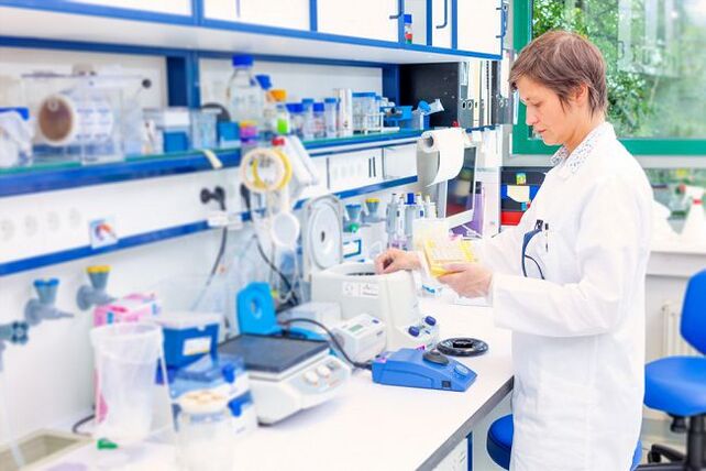 Laboratory diagnosis of onychomycosis